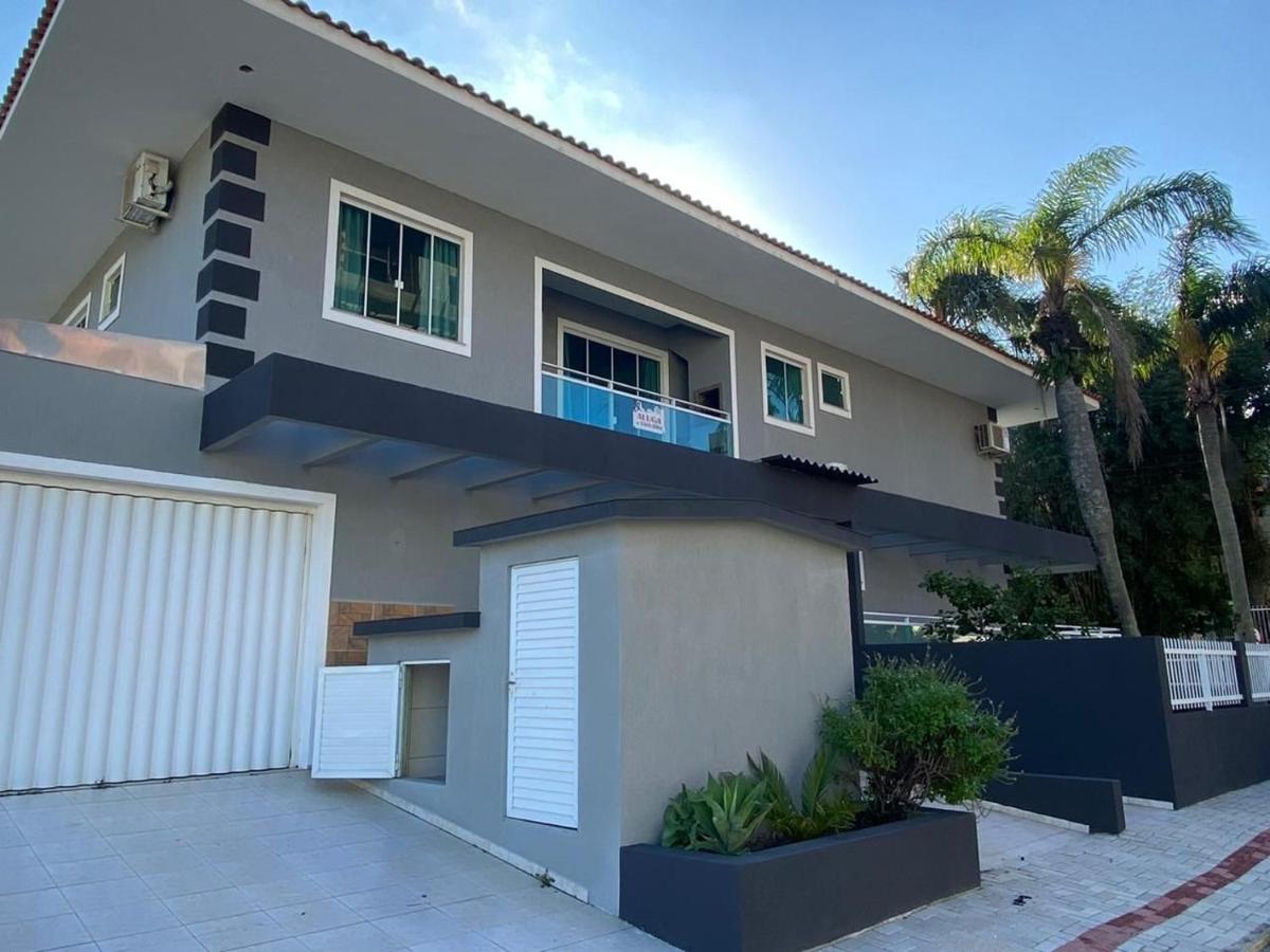 Res. Ilha Bela Apartment